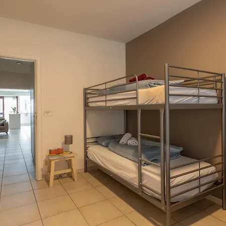 Weloveoostende - Newly Renovated Large 150m From The - Including Bed Sheets And Final Clea-ning