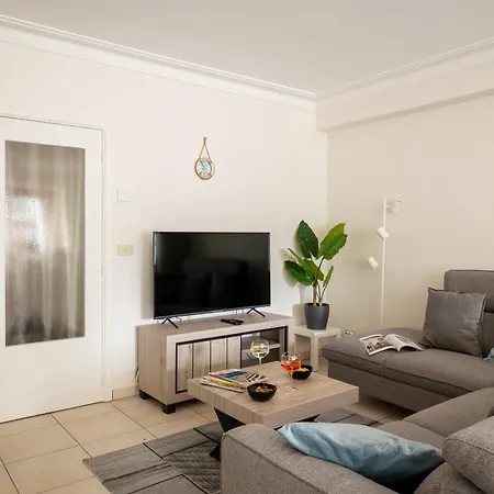 Weloveoostende - Newly Renovated Large 150m From The - Including Bed Sheets And Final Clea-ning