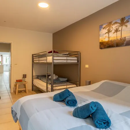 Weloveoostende - Spacious Apartment 150M From Beach - Including Bed Linen And Final Clea-Ning * Ostende
