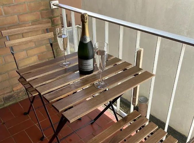 Weloveoostende - Newly Renovated Large 150m From The - Including Bed Sheets And Final Clea-ning Appartement