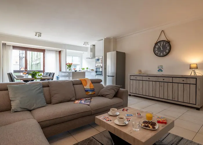 Apartment Weloveoostende: Renovated Beachside *